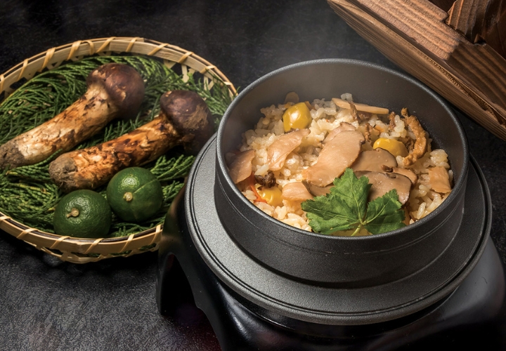 Cơm nấm Matsutake - một trong những biểu tượng ẩm thực mùa thu