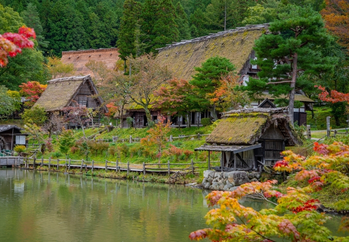 Ngắm nhìn thị trấn Takayama cổ kính vào mùa thu Nhật Bản tháng 10