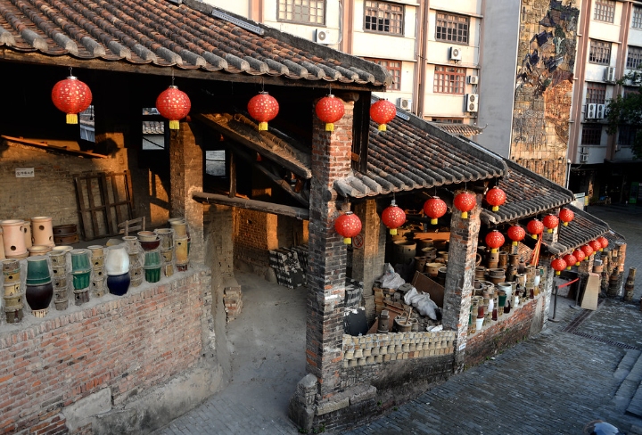 Làng gốm sứ Nanfeng là nơi lưu giữ nghệ thuật gốm truyền thống với trải nghiệm chế tác thú vị