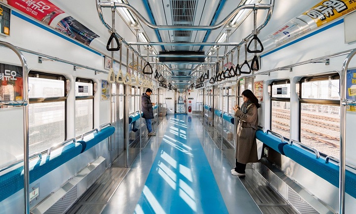 Lựa chọn di chuyển bằng phương tiện c&ocirc;ng cộng tại Seoul gi&uacute;p bạn tiết kiệm chi ph&iacute; v&agrave; thuận tiện