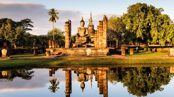 Công viên Sukhothai của Thái Lan mang một nét đẹp lịch sử cổ kính với nét kiến trúc khá độc đáo