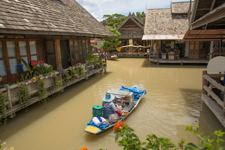 Chợ nổi Pattaya thu hút du khách ghé thăm mỗi khi đến Thái Lan