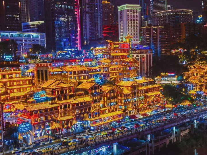 Hồng Nhai Động được coi là "vùng đất linh hồn" giữa lòng Trùng Khánh