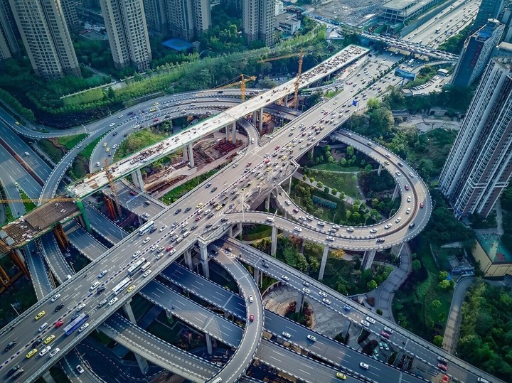 Cảm giác không biết đâu là trên cao đâu là mặt đất chỉ có tại thành phố Trùng Khánh
