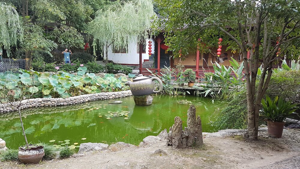 Kh&ocirc;ng gian thưởng tr&agrave; Long Tỉnh tại H&agrave;ng Ch&acirc;u