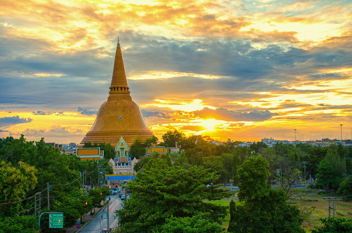 Chùa Phra Pathom Chedi tọa lạc tại miền Trung Thái Lan