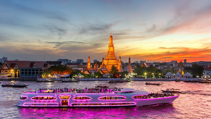 Ngắm nhìn thành phố trên du thuyền sông Chao Phraya