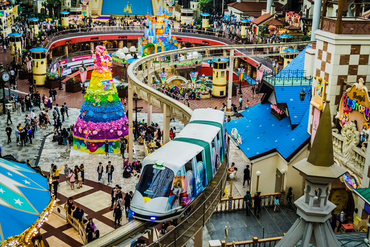 Một góc tại công viên giải trí Lotte World - điểm đến thú vị cho chuyến đi mùa hè Hàn Quốc