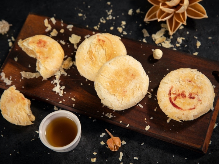 Bánh Trung Thu Tô Châu với lớp vỏ mỏng và nhân đầy đặn, món ăn đặc biệt vào dịp Tết Trung Thu.