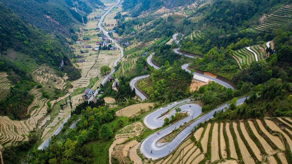 Con đường Hạnh ph&uacute;c
