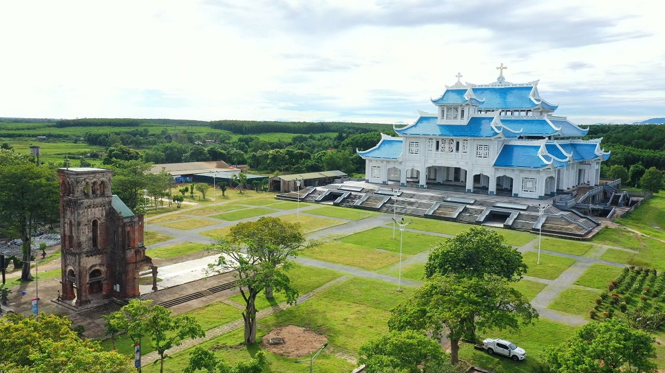 Th&aacute;nh địa La Vang