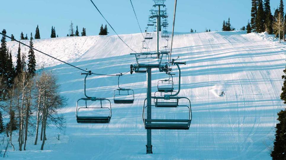 Lake Mountain Ski Resort