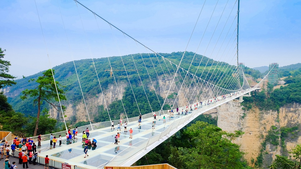 Cầu k&iacute;nh V&acirc;n Thi&ecirc;n Độ