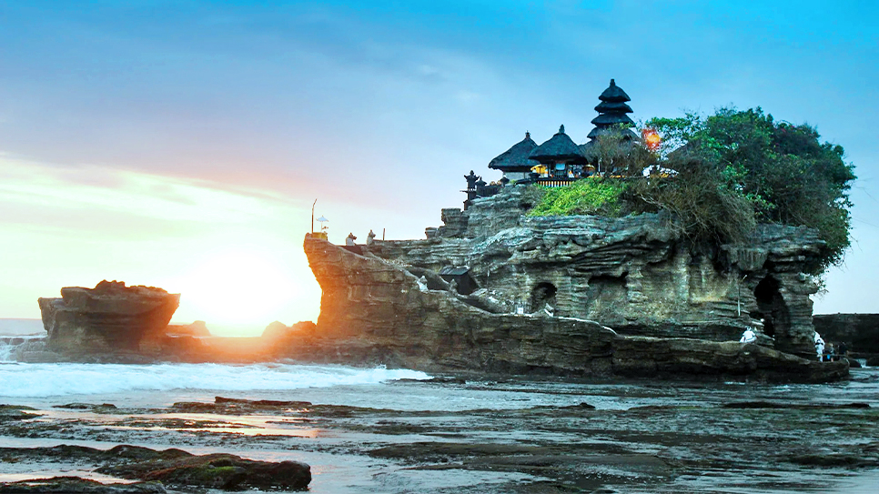 Đền Tanah Lot