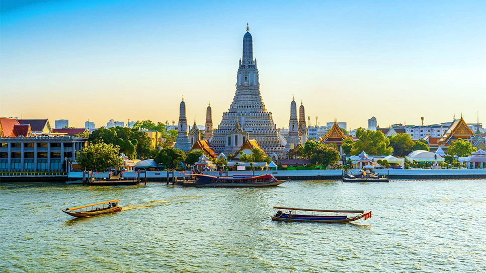Dạo thuyền trên sông Chao Phraya