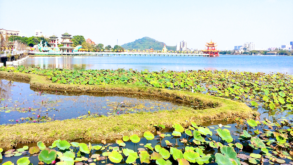 Đầm Liên Trì