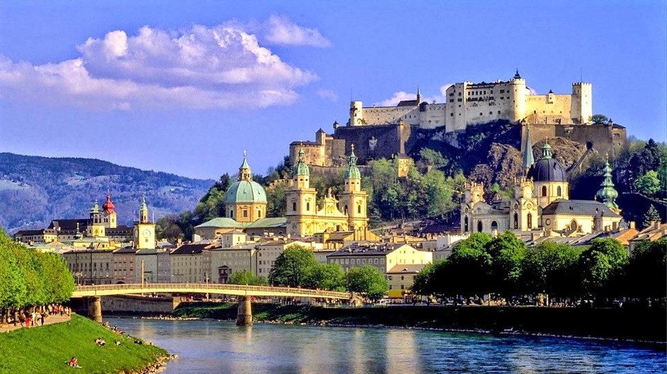Ph&aacute;o đ&agrave;i Hohensalzburg