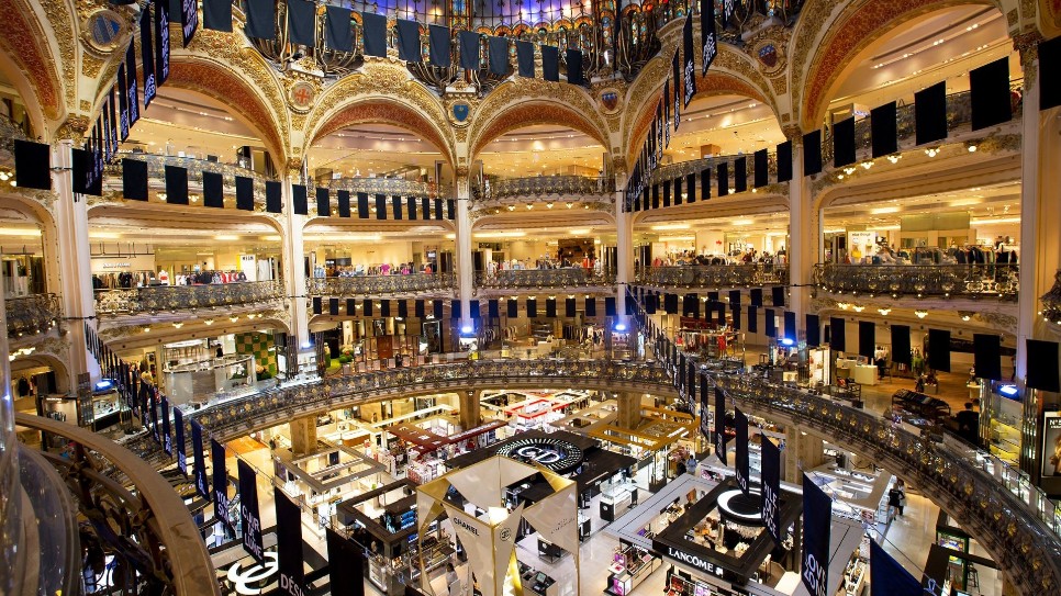 Trung Tâm thương mại lớn của Paris