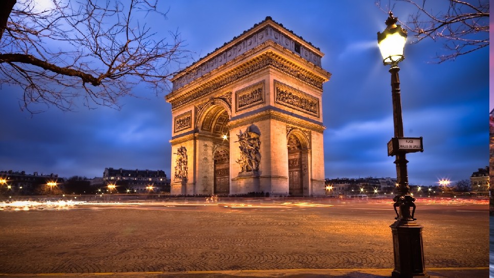 Khải Ho&agrave;n M&ocirc;n (Arc De Triomphe)