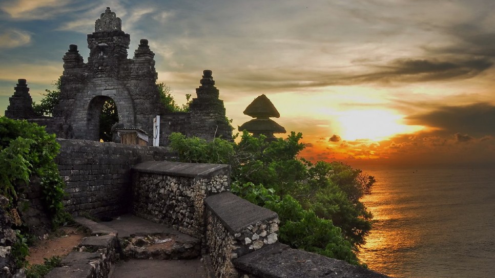  Đền Uluwatu