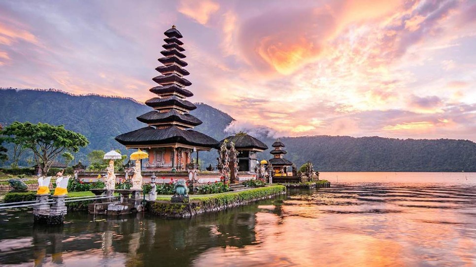 Đền Bedugul Ulun Danu