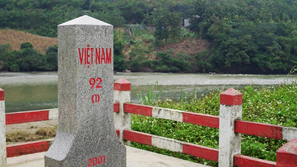 Cột mốc biên giới 92 – điểm thiêng liêng đánh dấu nơi con sông Hồng chảy vào đất Việt