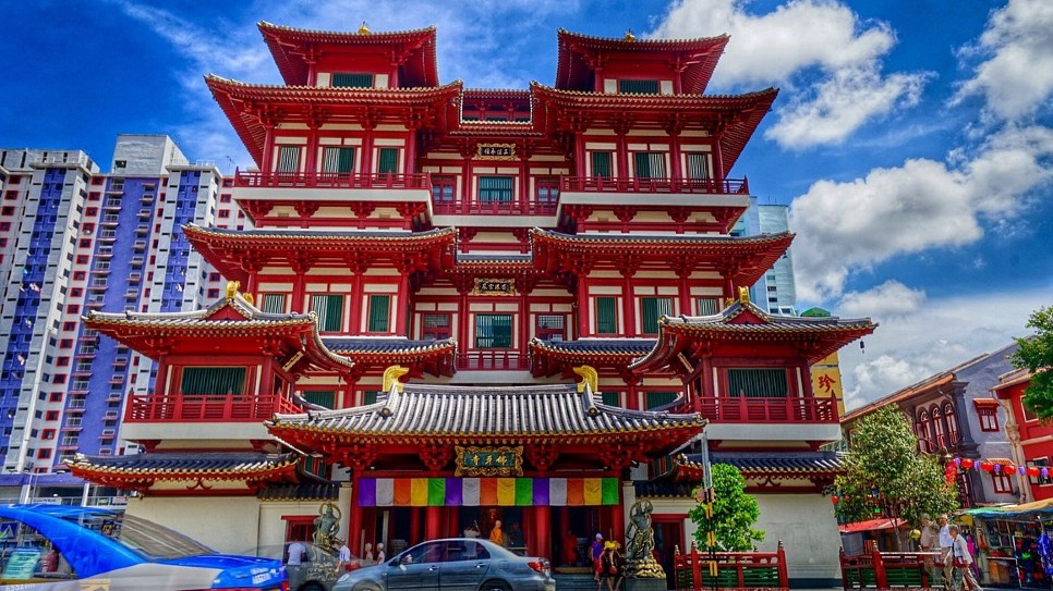 Buddha Tooth Relic temple