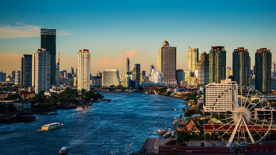 Dạo thuyền trên sông Chao Phraya