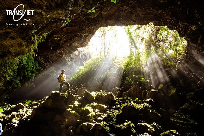 Vẻ đẹp đặc sắc bên trong hang động tại Chư Bluk 