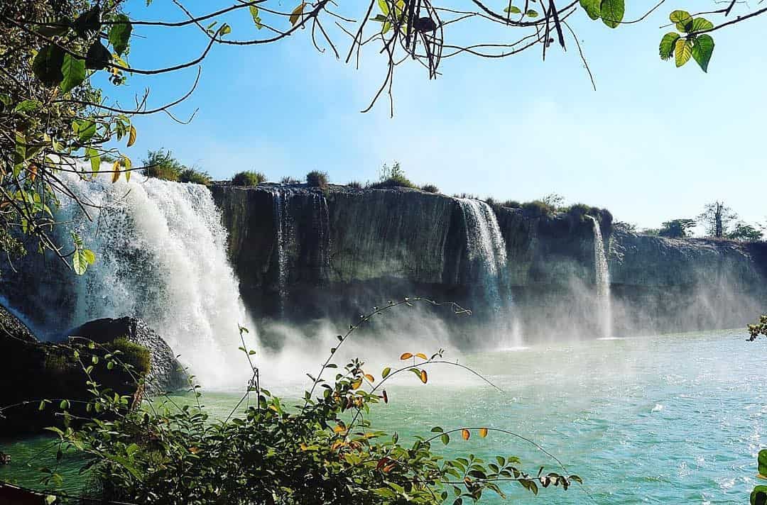 Cận cảnh Thác Dray Nur